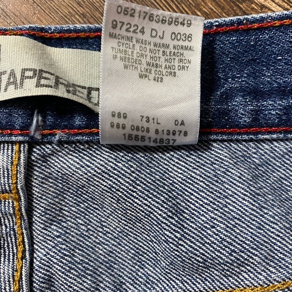 Y2K Levi’s 550 VTG relaxed fit jeans - Picture 4 of 6